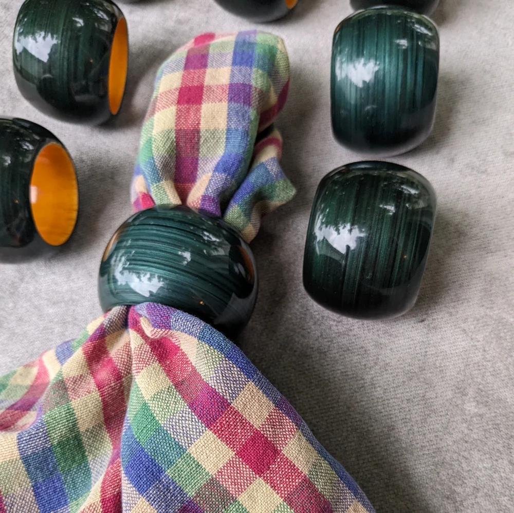 Pier 1 Vintage Wooden Lacquered Napkin Rings Set 8 Evergreen Made In India EUC
